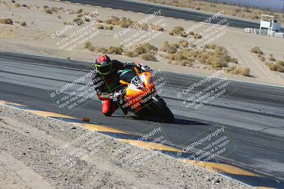 media/Dec-05-2024-Racers Edge (Thu) [[e102e0690b]]/2-A Group/Session 2 (Turn 12 Inside)/